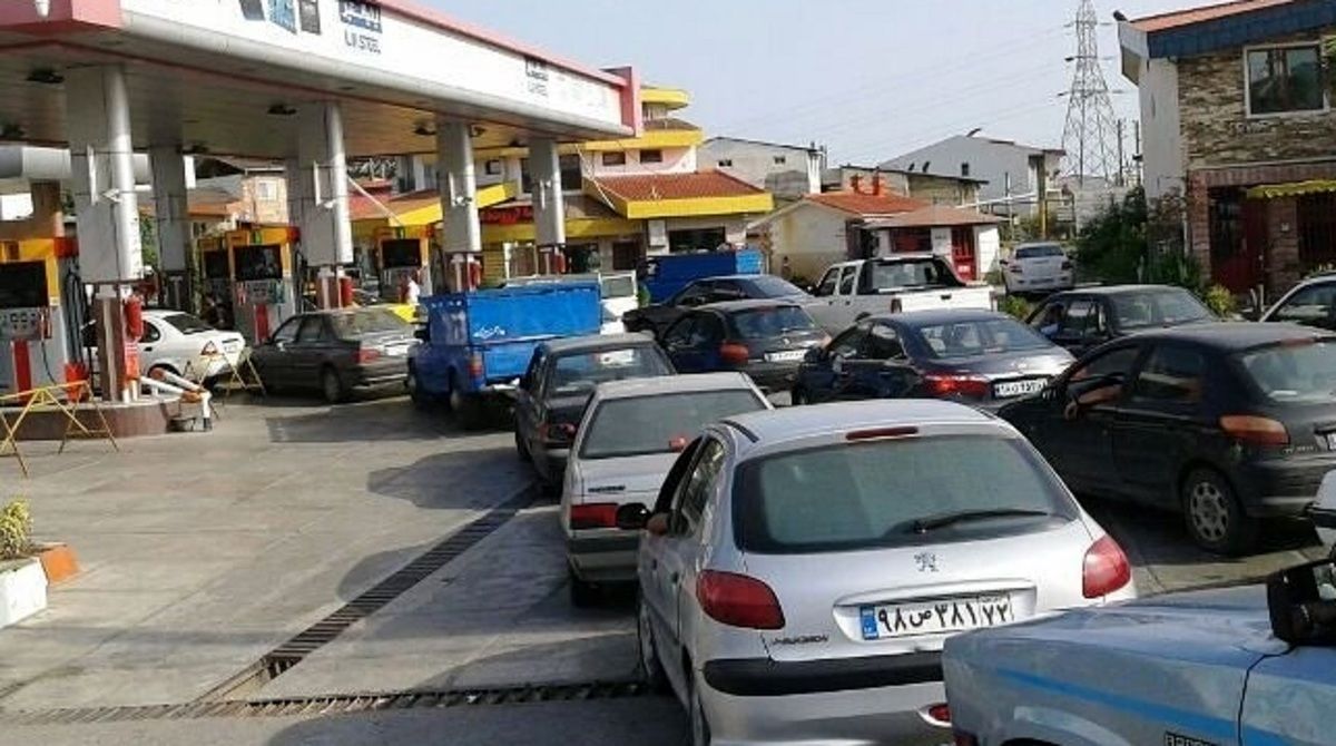 تایید تاخیر در تامین بنزین شهرهای شمالی 